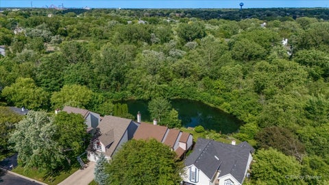 Tiny photo for 16820 W Serranda Drive, Libertyville, IL 60048 (MLS # 12673976)