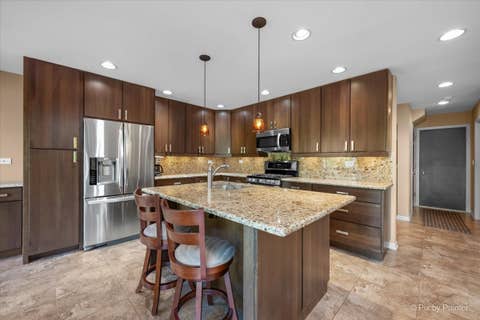 Tiny photo for 16820 W Serranda Drive, Libertyville, IL 60048 (MLS # 12673976)