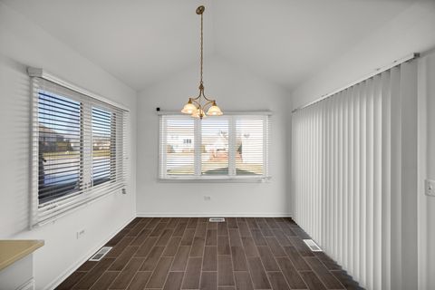 Tiny photo for 12 Iliad Drive, Tinley Park, IL 60477 (MLS # 12530908)