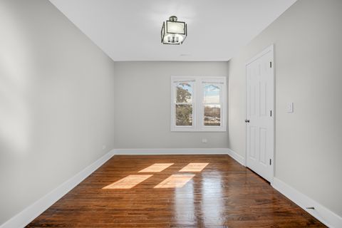 Tiny photo for 1950 Monroe Avenue, Glenview, IL 60025 (MLS # 12616340)