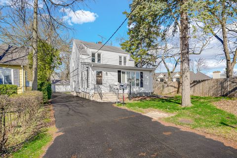 Tiny photo for 1950 Monroe Avenue, Glenview, IL 60025 (MLS # 12616340)