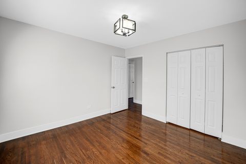 Tiny photo for 1950 Monroe Avenue, Glenview, IL 60025 (MLS # 12616340)