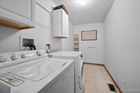 Tiny photo for 1910 Crestview Drive, Plainfield, IL 60586 (MLS # 12558099)