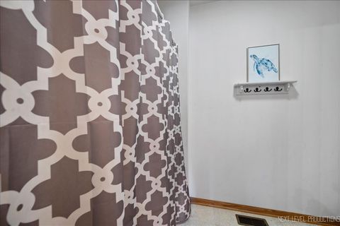 Tiny photo for 1910 Crestview Drive, Plainfield, IL 60586 (MLS # 12558099)