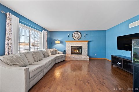 Tiny photo for 1910 Crestview Drive, Plainfield, IL 60586 (MLS # 12558099)