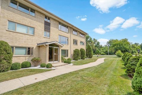 Photo of 7330 Ogden Avenue #3, Riverside, IL 60546 (MLS # 12475581)