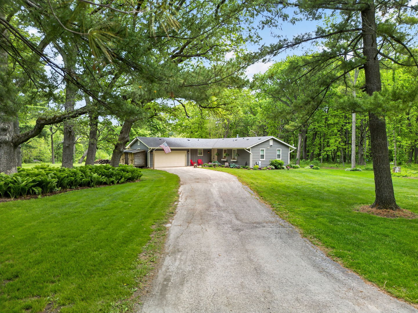 43W239 Hazelwood Trail