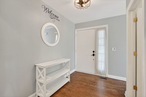 Tiny photo for 43W239 Hazelwood Trail, St. Charles, IL 60175 (MLS # 12643596)