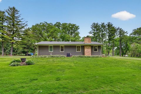 Tiny photo for 43W239 Hazelwood Trail, St. Charles, IL 60175 (MLS # 12643596)