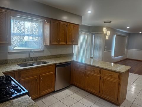 Tiny photo for 9003 Milford Court, Hickory Hills, IL 60457 (MLS # 12490126)
