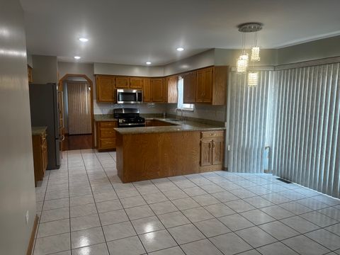 Tiny photo for 9003 Milford Court, Hickory Hills, IL 60457 (MLS # 12490126)