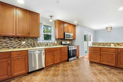 Tiny photo for 17817 Stonebridge Drive, Hazel Crest, IL 60429 (MLS # 12751031)