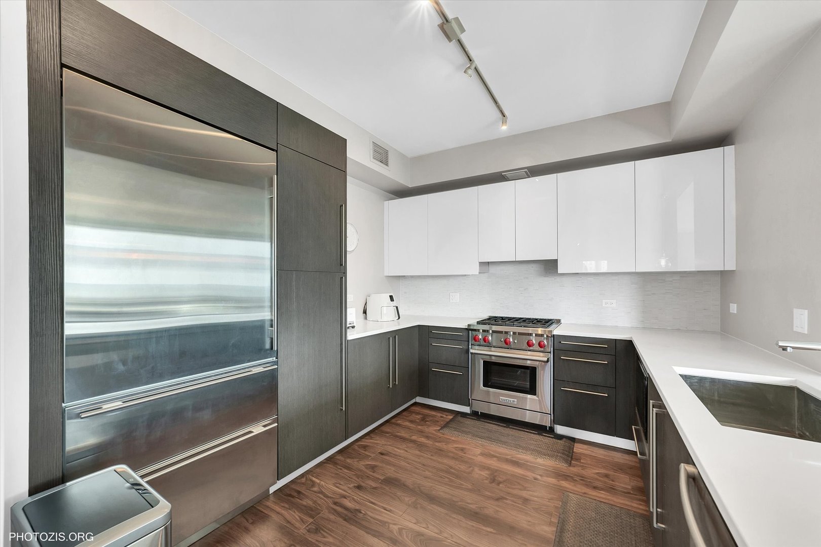 1201 S Prairie Avenue 1505