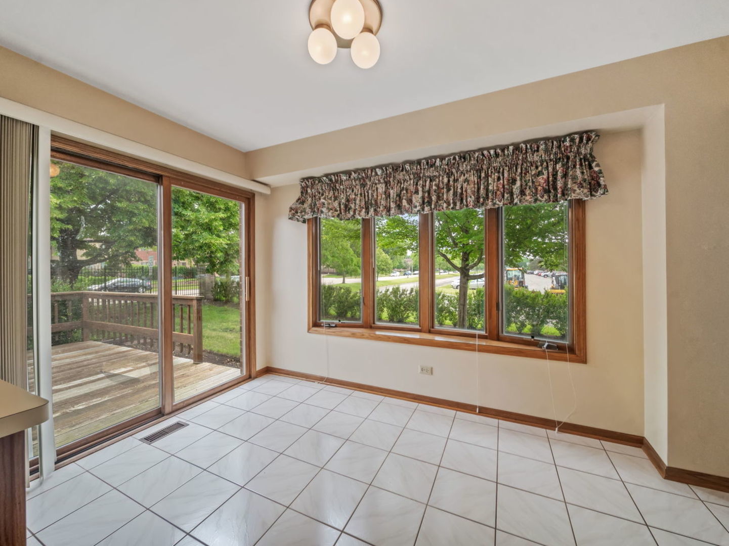 1775 Lakeview Drive A