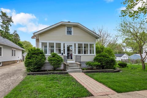 Photo of Aurora, IL 60506 (MLS # 12632103)