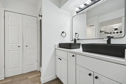 Tiny photo for 1671 Mission Hills Road #201, Northbrook, IL 60062 (MLS # 12741765)