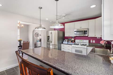 Tiny photo for 2025 39th Street, Rock Island, IL 61201 (MLS # 12706728)