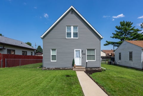 Tiny photo for 2025 39th Street, Rock Island, IL 61201 (MLS # 12706728)