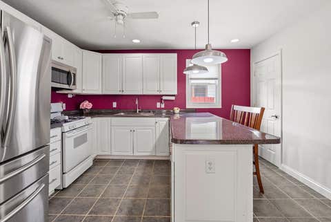 Tiny photo for 2025 39th Street, Rock Island, IL 61201 (MLS # 12706728)