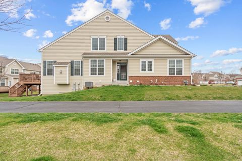 Tiny photo for 1265 Falcon Ridge Drive, Elgin, IL 60124 (MLS # 12608553)