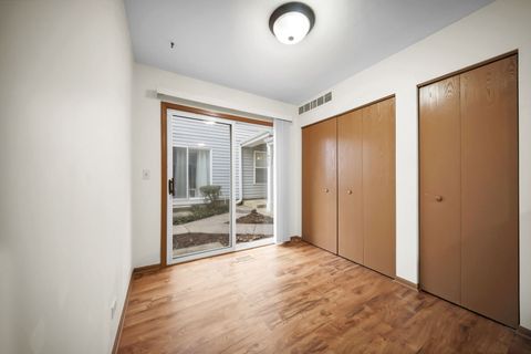 Tiny photo for Mundelein, IL 60060 (MLS # 12596723)