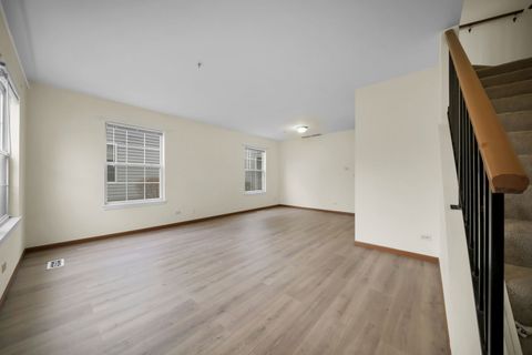 Tiny photo for Mundelein, IL 60060 (MLS # 12596723)