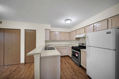 Tiny photo for Mundelein, IL 60060 (MLS # 12596723)