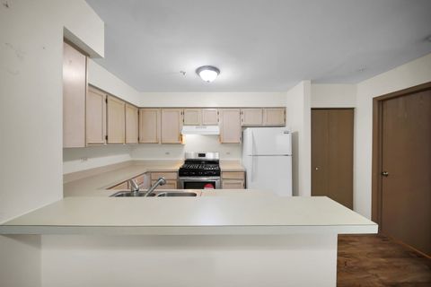 Tiny photo for Mundelein, IL 60060 (MLS # 12596723)