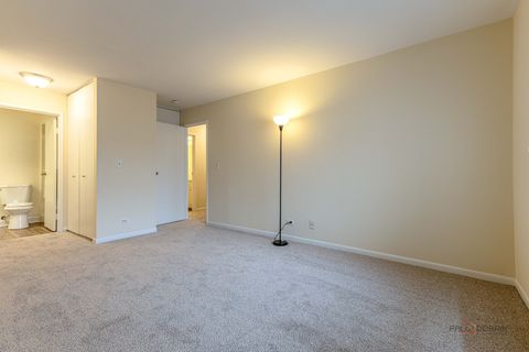 Tiny photo for 3004 Roberts Drive #8, Woodridge, IL 60517 (MLS # 12621341)