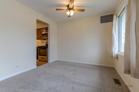 Tiny photo for 3004 Roberts Drive #8, Woodridge, IL 60517 (MLS # 12621341)