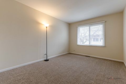 Tiny photo for 3004 Roberts Drive #8, Woodridge, IL 60517 (MLS # 12621341)