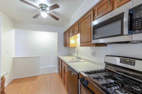 Tiny photo for 3004 Roberts Drive #8, Woodridge, IL 60517 (MLS # 12621341)