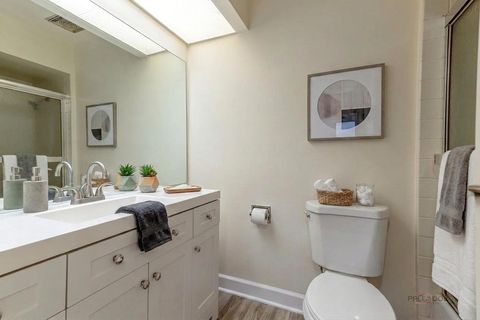 Tiny photo for 3004 Roberts Drive #8, Woodridge, IL 60517 (MLS # 12621341)