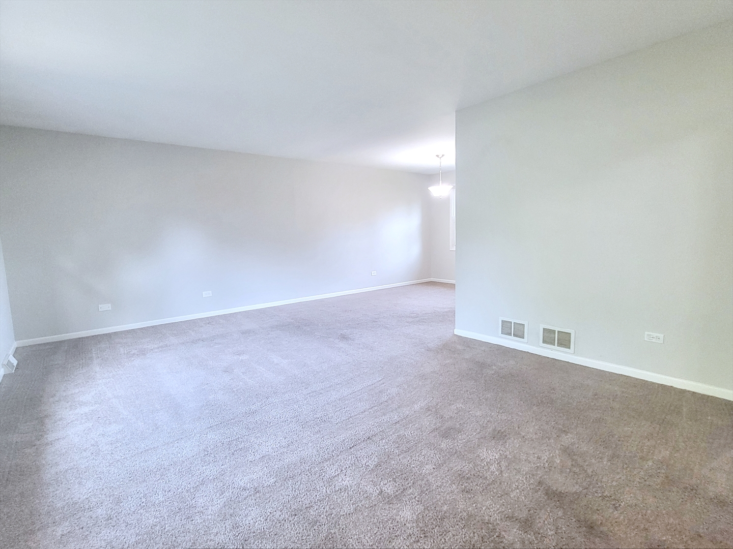 6037 Spring Lane