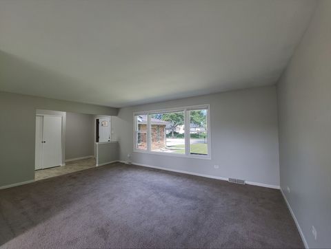 Tiny photo for 6037 Spring Lane, Matteson, IL 60443 (MLS # 12403103)
