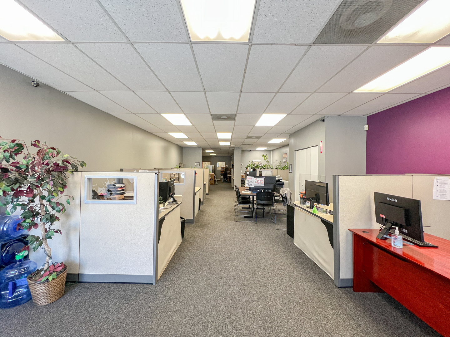 5256 N Broadway Street