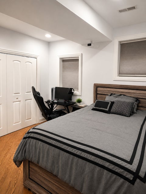 Tiny photo for 3206 W Berwyn Avenue #G, Chicago, IL 60625 (MLS # 12766129)