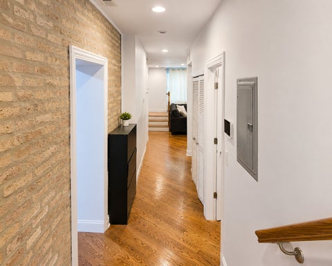 Tiny photo for 3206 W Berwyn Avenue #G, Chicago, IL 60625 (MLS # 12766129)