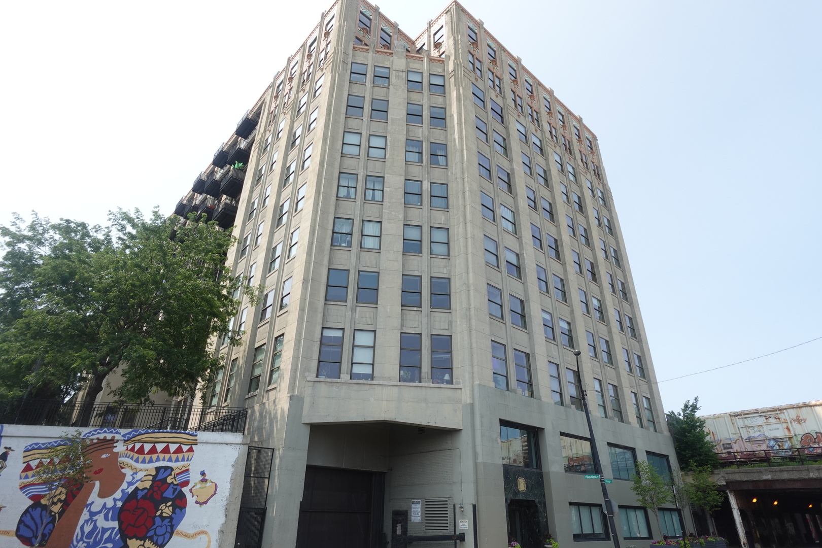 1550 S Blue Island Avenue 1022