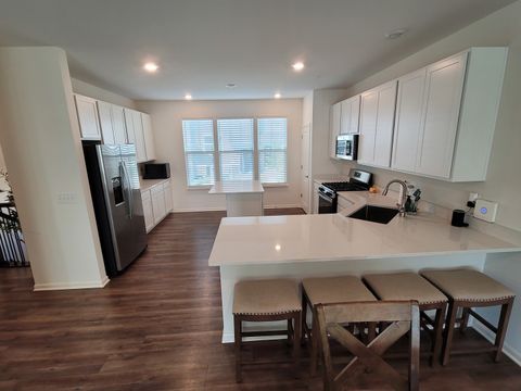 Tiny photo for 1071 Moraine Drive, South Elgin, IL 60177 (MLS # 12488391)