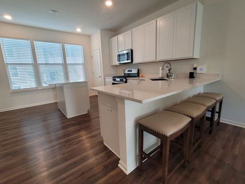 Tiny photo for 1071 Moraine Drive, South Elgin, IL 60177 (MLS # 12488391)