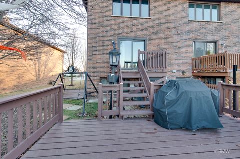 Tiny photo for 1354 W Byron Avenue #D, Addison, IL 60101 (MLS # 12518285)