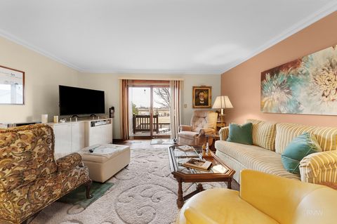 Tiny photo for 1354 W Byron Avenue #D, Addison, IL 60101 (MLS # 12518285)