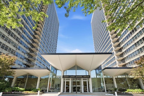 Photo of 3550 N Lake Shore Drive #624, Chicago, IL 60657 (MLS # 12665466)