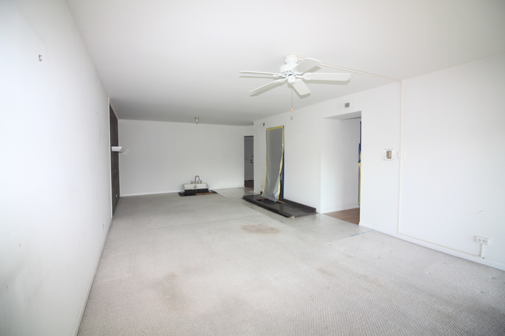 475 Shenstone Road 303