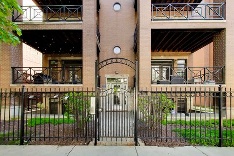 Tiny photo for 669 N Peoria Street #GN, Chicago, IL 60642 (MLS # 12634134)