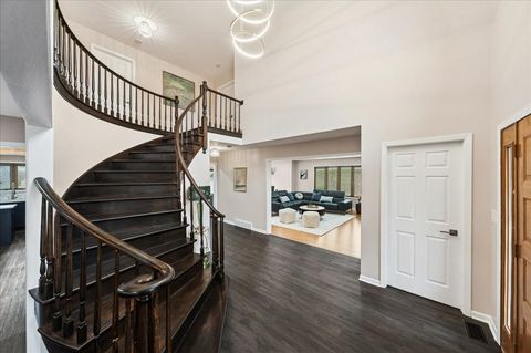 Tiny photo for 1415 Lori Lyn Lane, Northbrook, IL 60062 (MLS # 12570387)