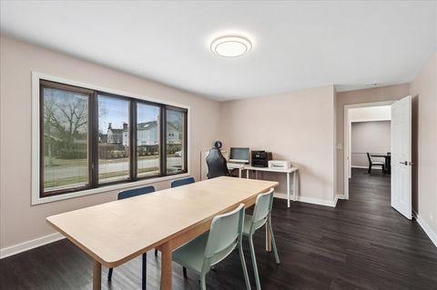 Tiny photo for 1415 Lori Lyn Lane, Northbrook, IL 60062 (MLS # 12570387)