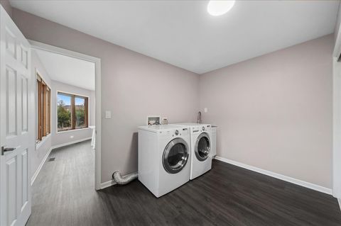 Tiny photo for 1415 Lori Lyn Lane, Northbrook, IL 60062 (MLS # 12570387)