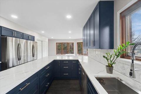 Tiny photo for 1415 Lori Lyn Lane, Northbrook, IL 60062 (MLS # 12570387)